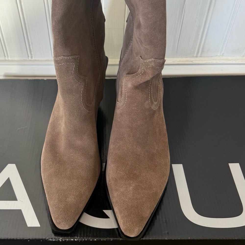 AQUA Gray Brown Taupe Suede Leather
Slouchy Heeled Cowboy Style Aerin Boots 9.5 - Picture 6 of 7